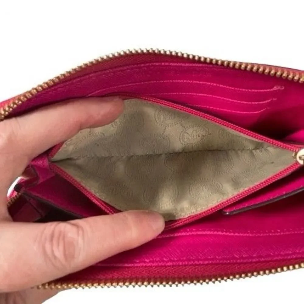 Michael Kors Jet Set Travel Continental Wristlet Wallet Pink Saffiano Leather